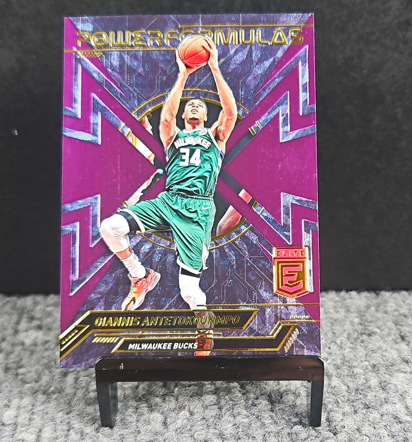 Panini /49 2022-23 Donruss Elite Power Formulas Giannis #14 Purple Bucks Panini /49 2022-23 Donruss Elite Power Formulas Giannis #14 Purple Bucks