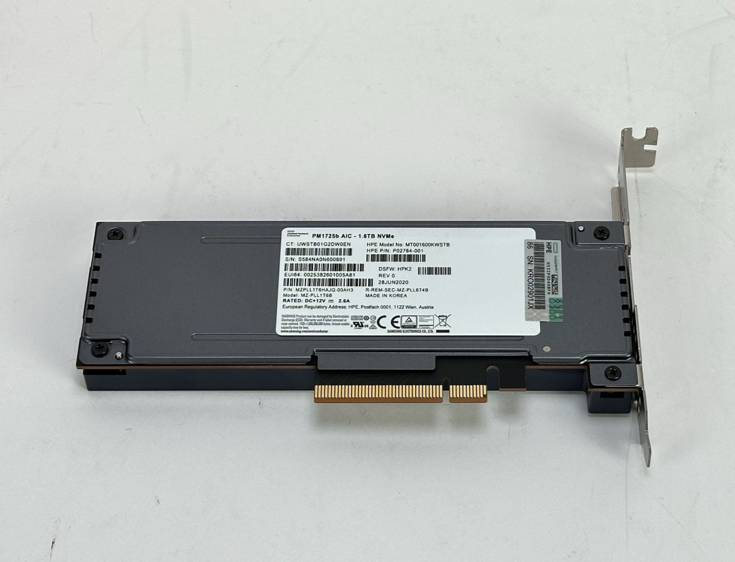 Samsung HPE 1.6TB PM1725b x8 NVMe SSD HHHL Mixed Use AIC FH Solid State Drive