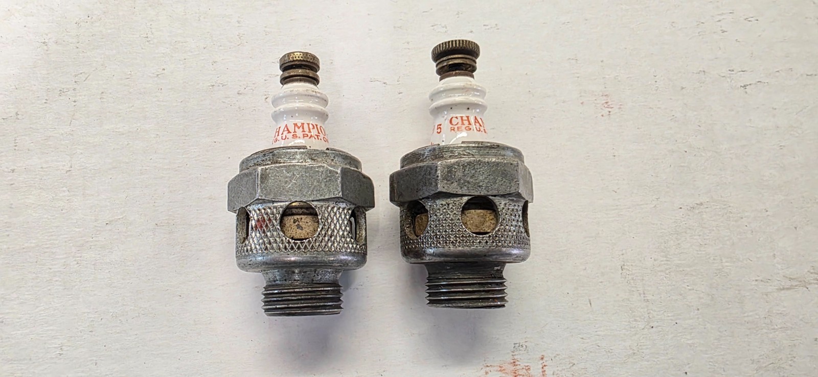 Vintage Harley Davidson #5 Champion Spark Plugs Knucklehead Flathead WR Racer