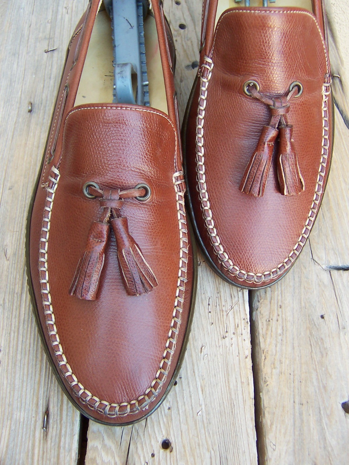 COLE HAAN Mens Casual Dress Shoes Brown Leather Italian Tassel Loafer Size 10.5M
