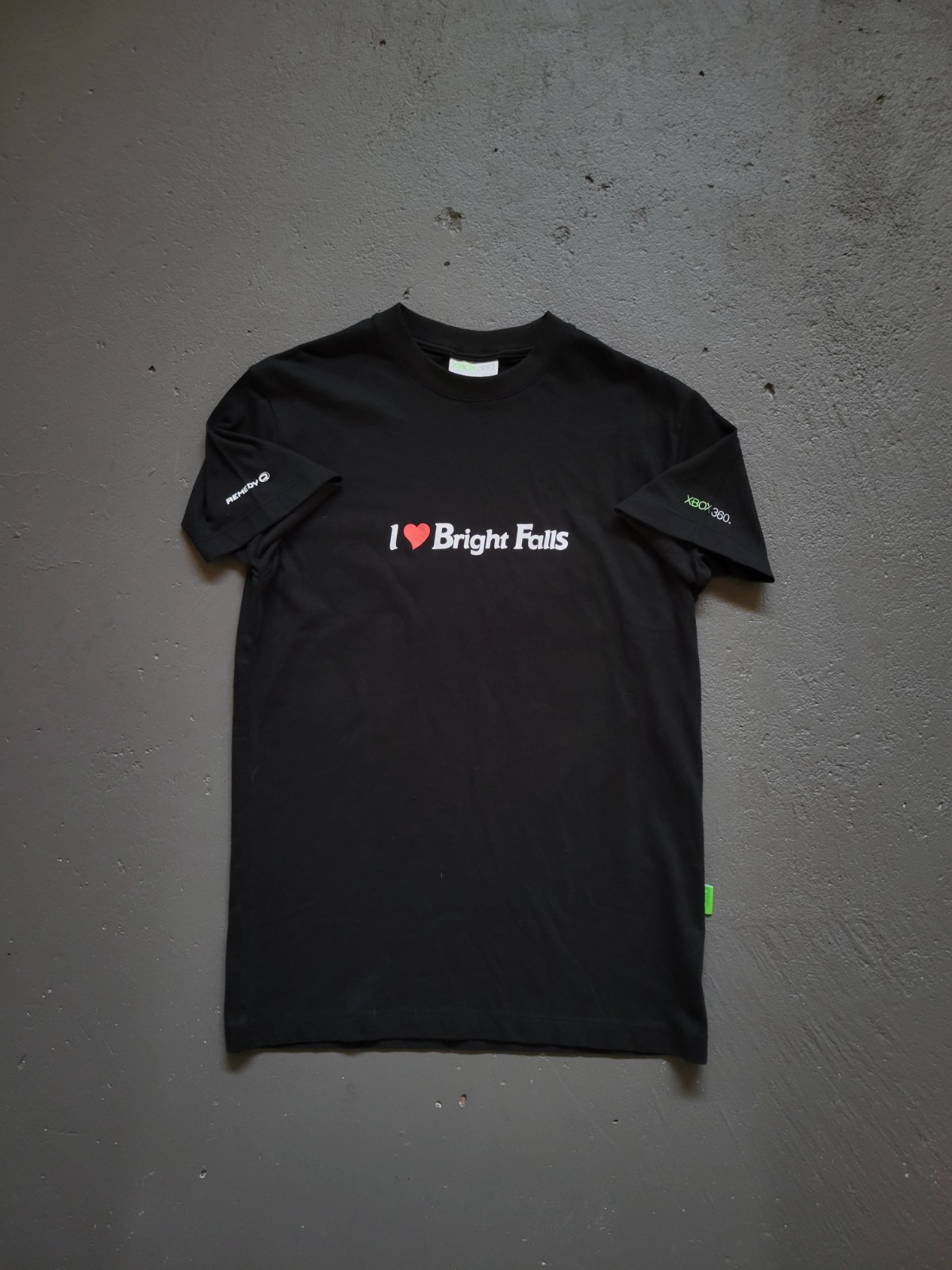 Vintage 2000s Xbox360 Alan Wake Game Promo Shirt Size Small