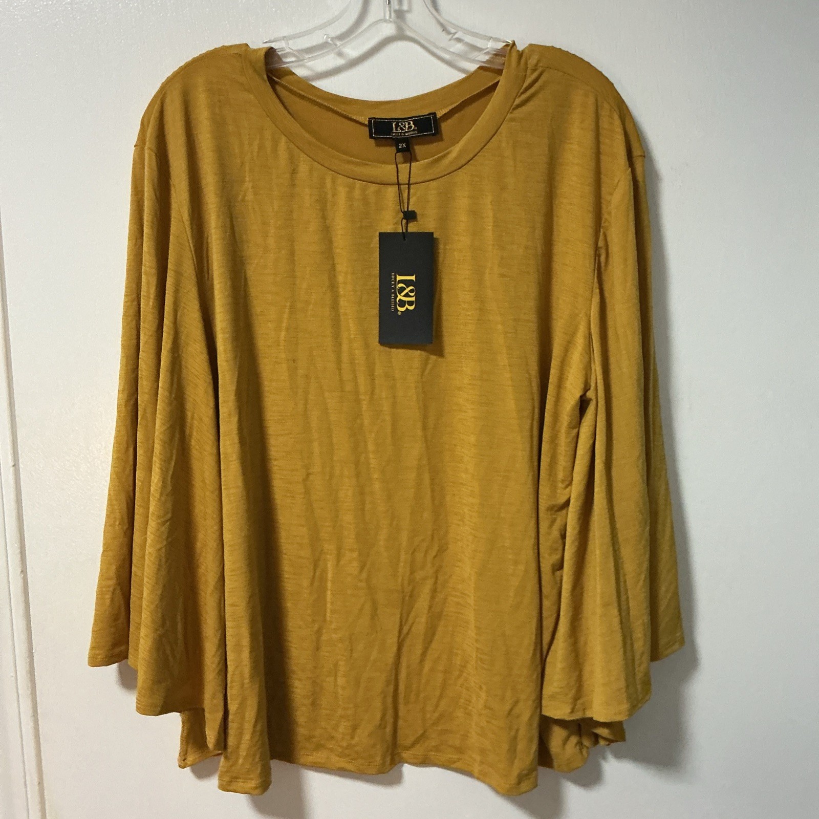 Lucky And Blessed Gold Butterfly Sleeves NWT Size 2X # 3917 Lucky And Blessed Gold Butterfly Sleeves NWT Size 2X # 3917