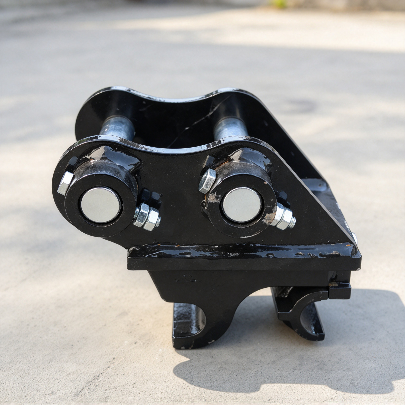 0.8 - 2 Ton Mini Excavator Attachments 25mm Pin, Bucket Auger Breaker Ripper etc 0.8 - 2 Ton Mini Excavator Attachments 25mm Pin, Bucket Auger Breaker Ripper etc