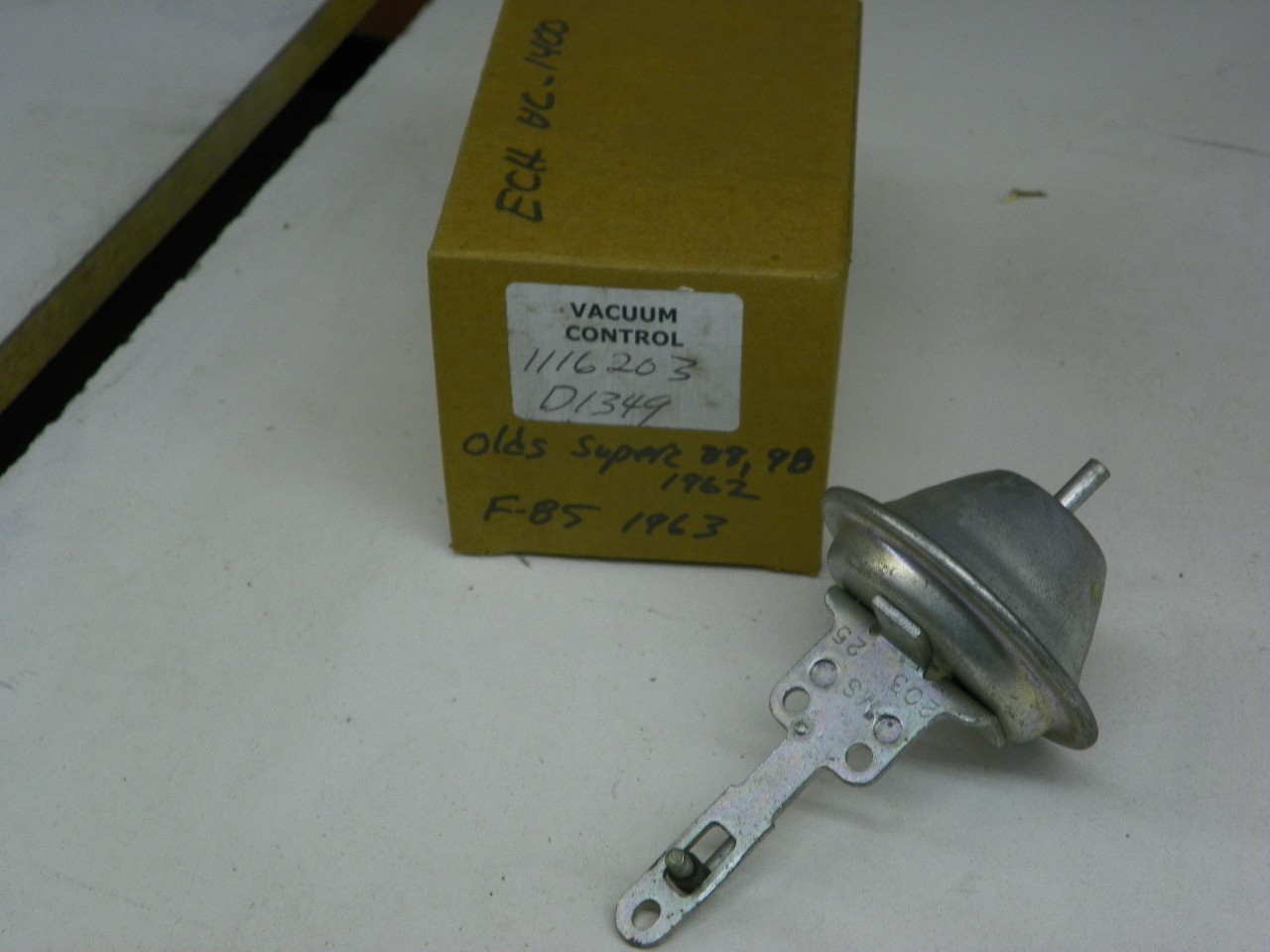 Delco Remy 1116203 Vacuum Control 1962 Olds 88 98 1963 F-85 NOS