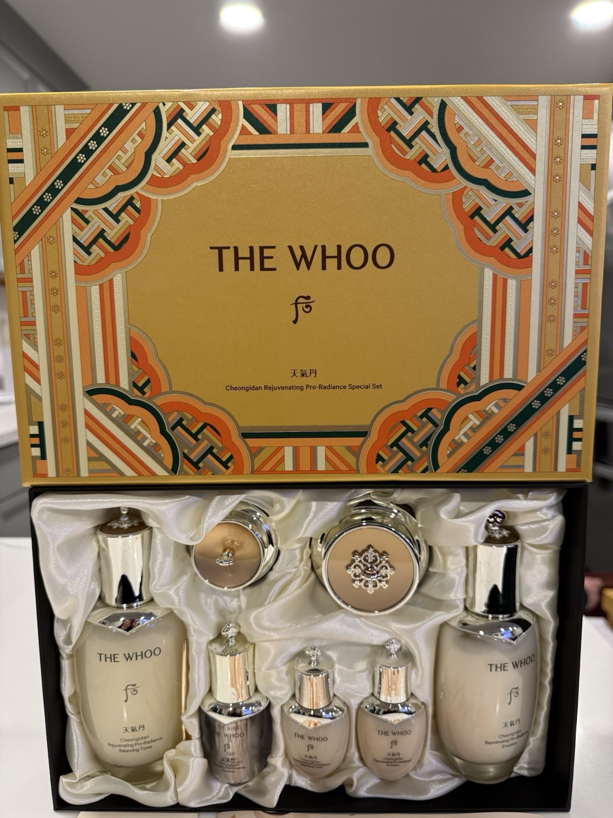 [US SELLER] The History of Whoo Cheongidan Pro-Radiance Hwahyun Set K-beauty
