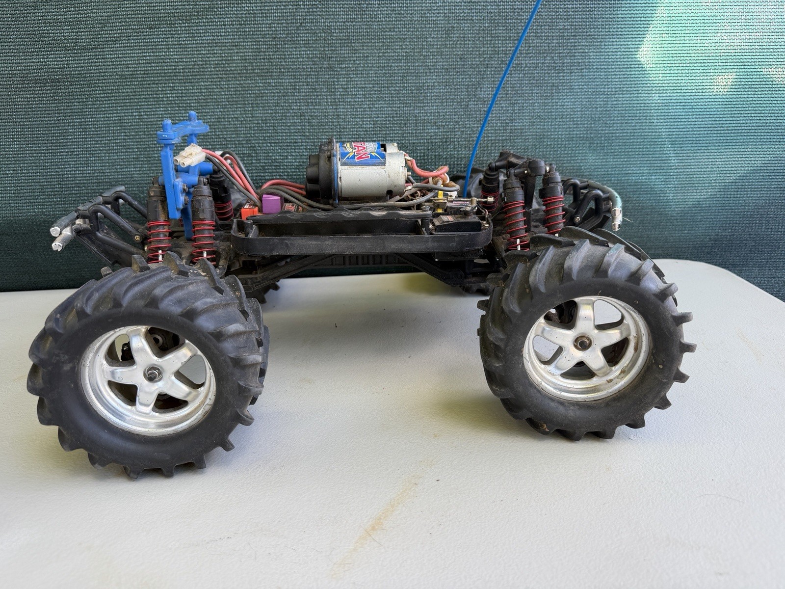 Traxxas E Maxx 3906 Dual Titan 550 Motors EVX ESC 1/10 RC Monster Truck Roller