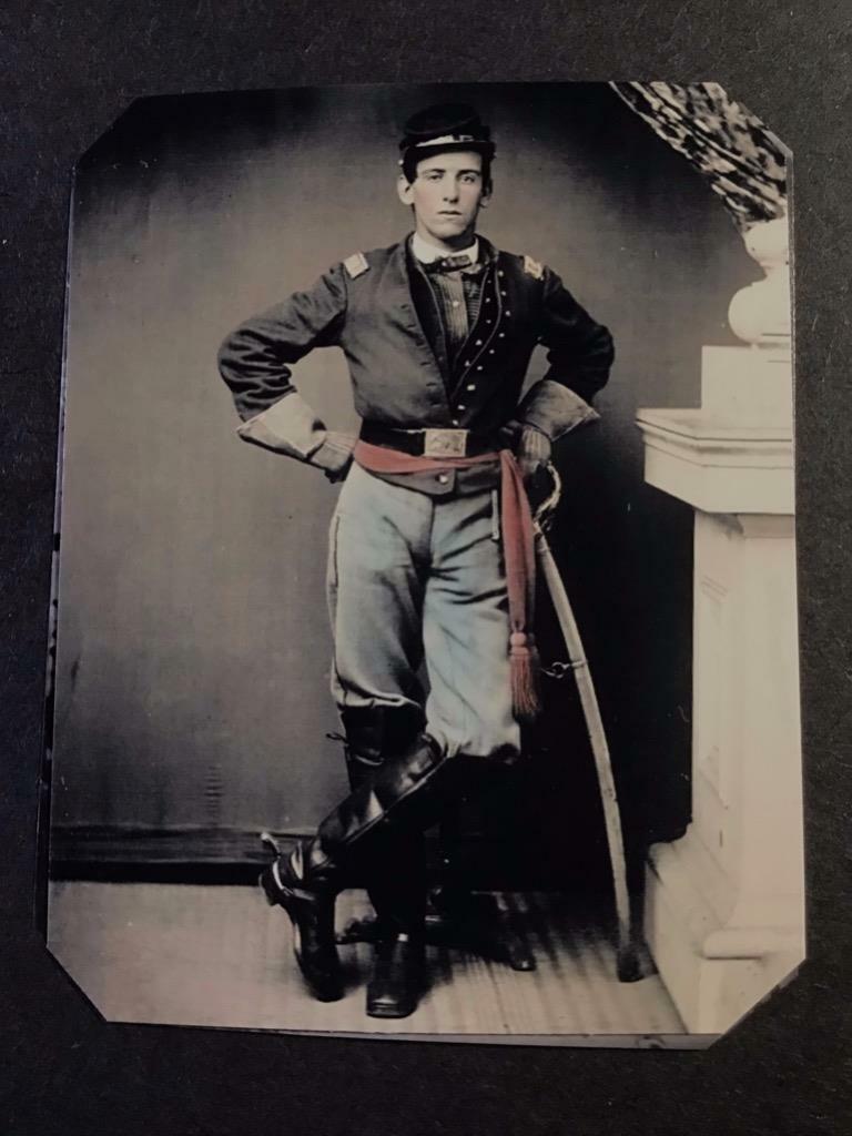 Sixth-Plate Civil War Soldier Tintype C2358RP