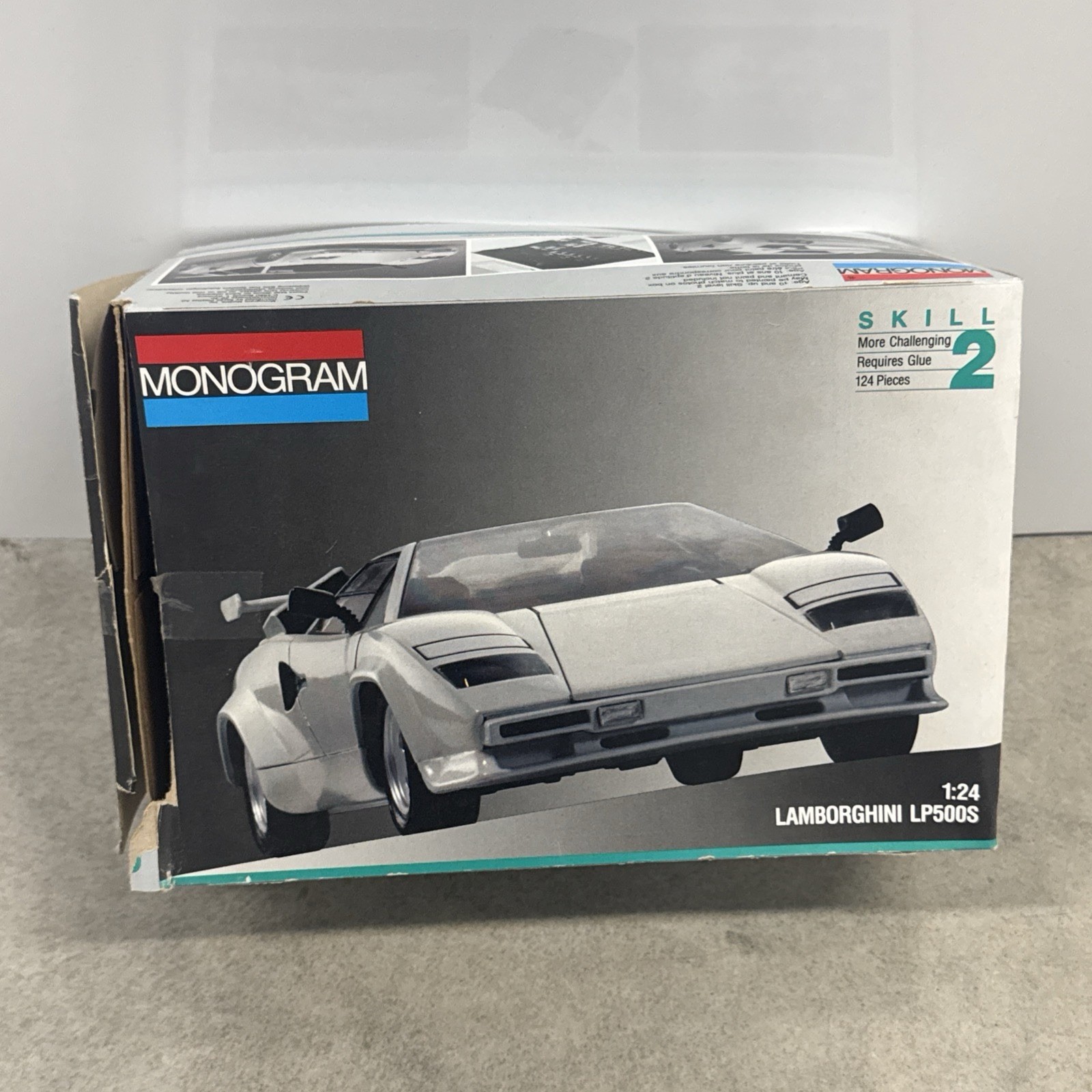 Monogram Lamborghini Countach LP500S 1:24 Model Kit #2769 1988 New Open Box