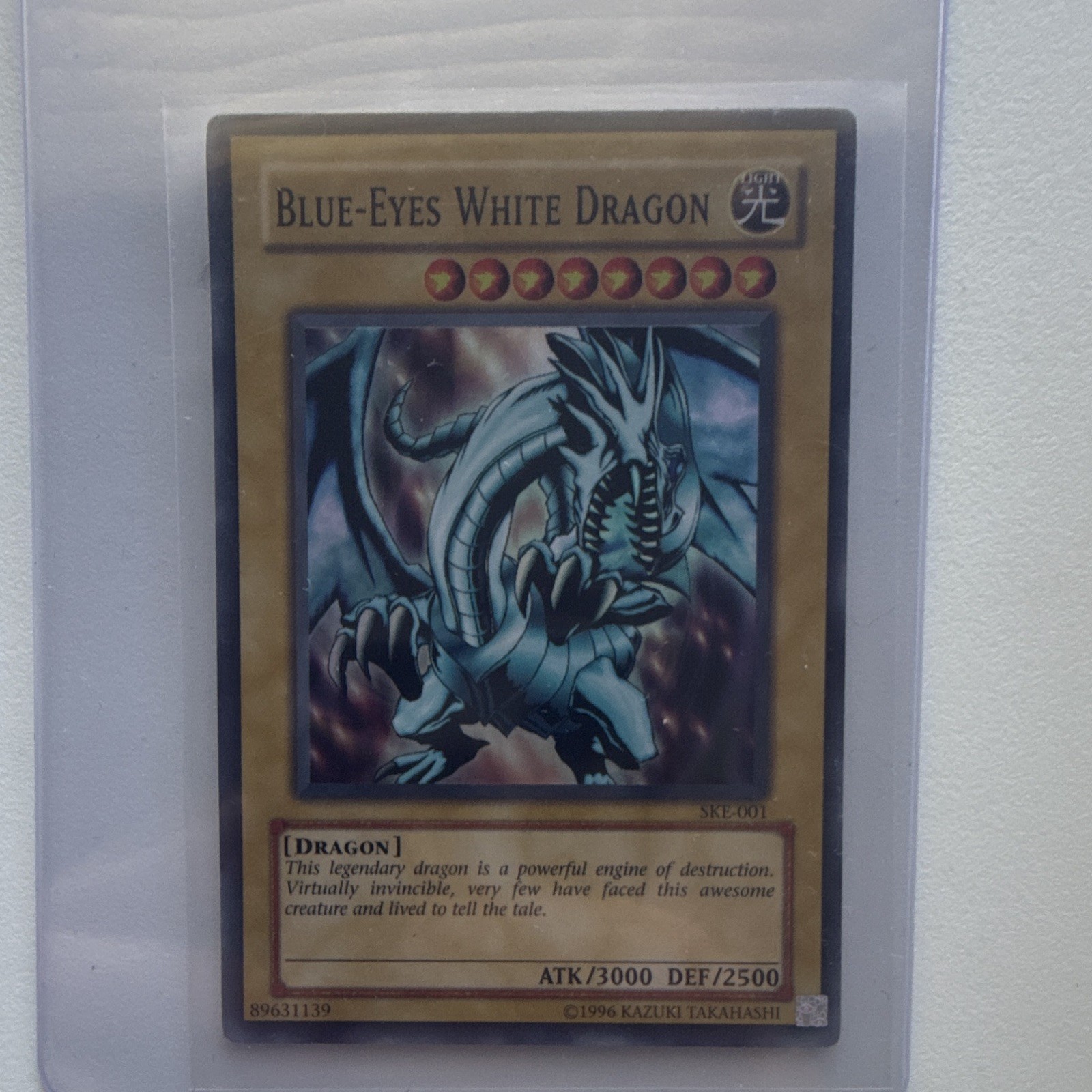 Konami Yu-Gi-Oh Blue-Eyes White Dragon SKE-001 1st Ed Super Rare EN 3000/2500