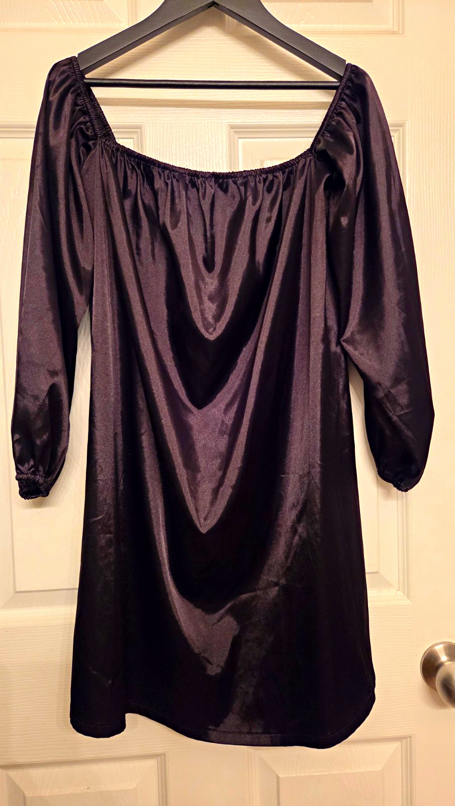 H&M Divided Women’s Black Satin Mini Dress Square Neck Puff Sleeve Stretch M H&M Divided Women’s Black Satin Mini Dress Square Neck Puff Sleeve Stretch M