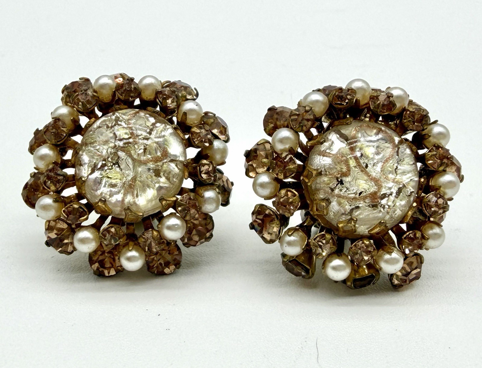 MIRIAM HASKELL Confetti Art Glass Cabachon Golden Cystals & Pearls 1\