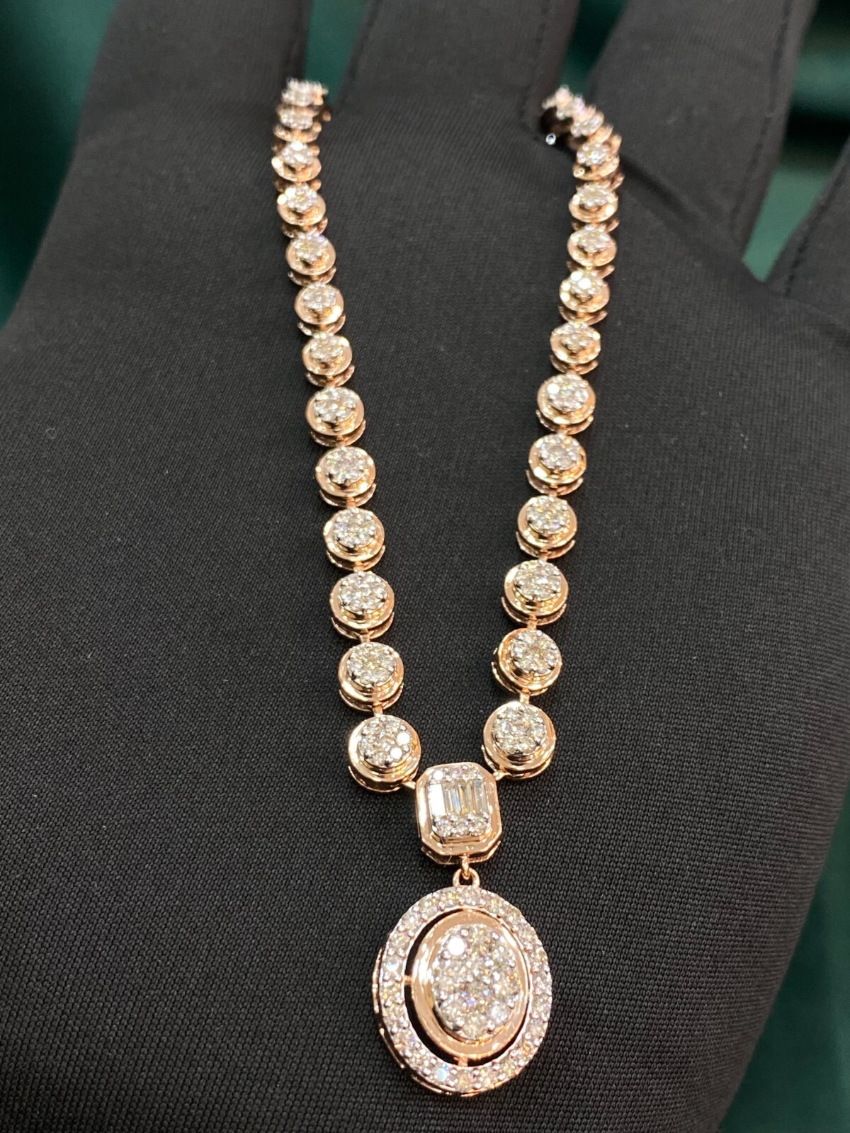 Stunning 2.40 Cts Round Baguette Shape Natural Diamonds Necklace 14KT Rose Gold