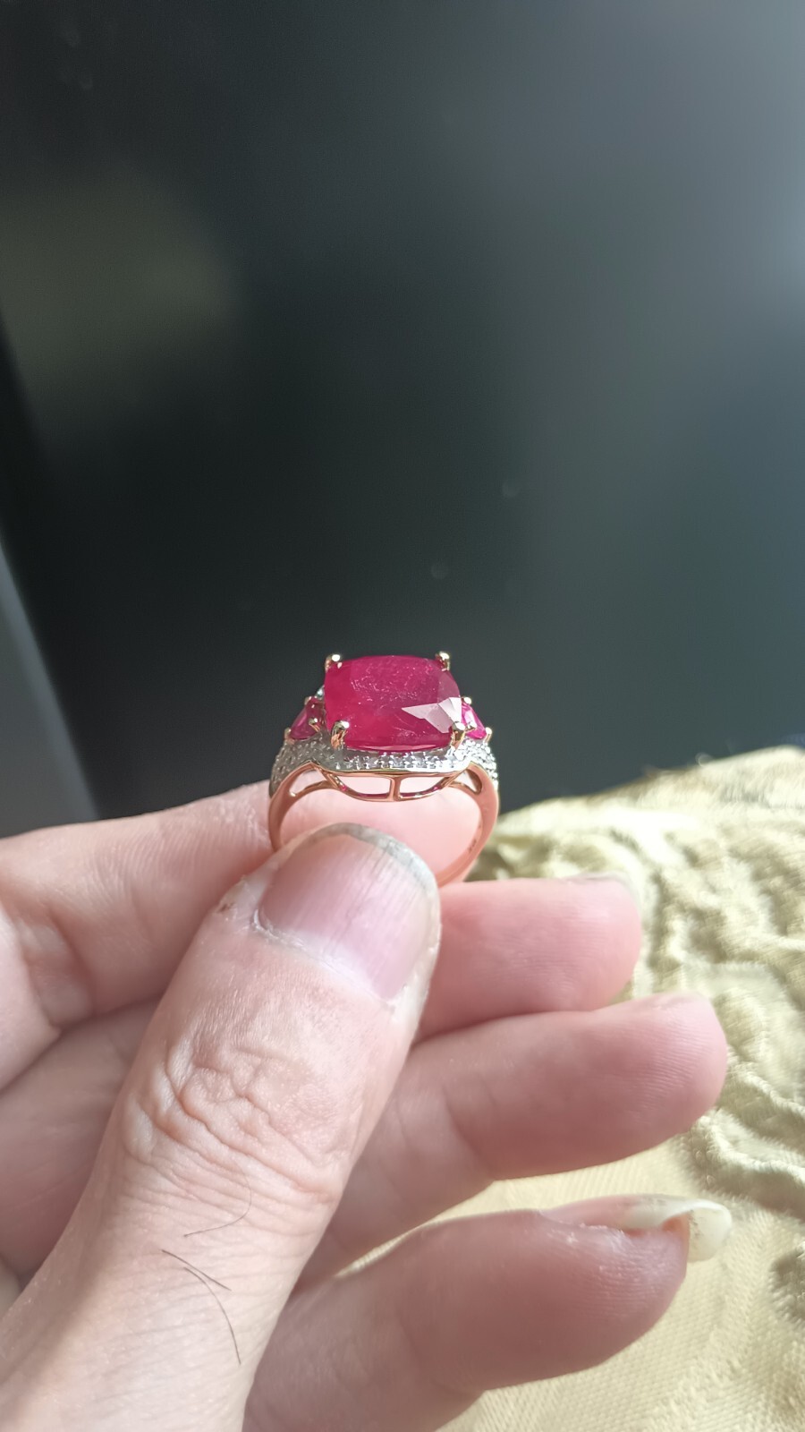 10.5ctw Mahaleo Genuine Red Ruby & Diamonds 10K Solid Yellow Gold Women's Ring