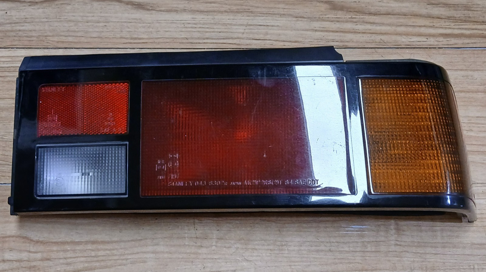 1984-1987 Honda CRX OEM Stanley Right Tail Light Assembly - Excellent Shape