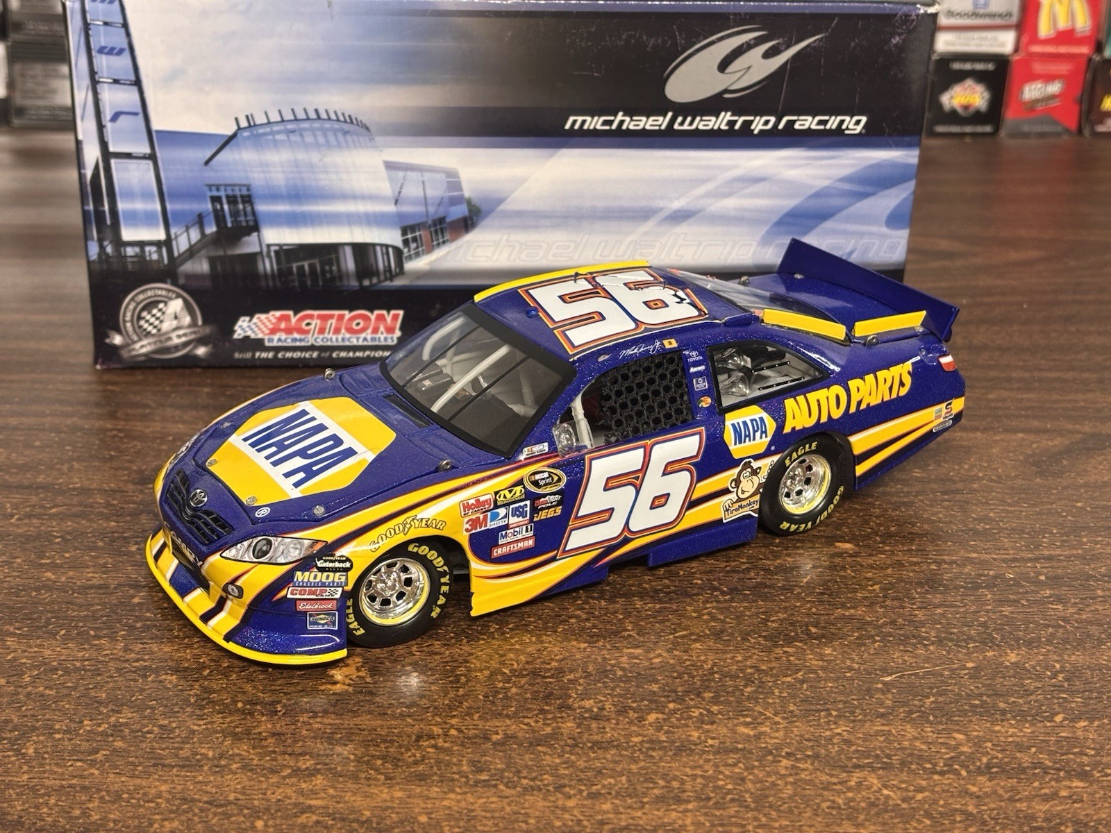Martin Truex Jr 2011 Napa Auto Parts (Flashcoat) 1/24 Diecast Martin Truex Jr 2011 Napa Auto Parts (Flashcoat) 1/24 Diecast