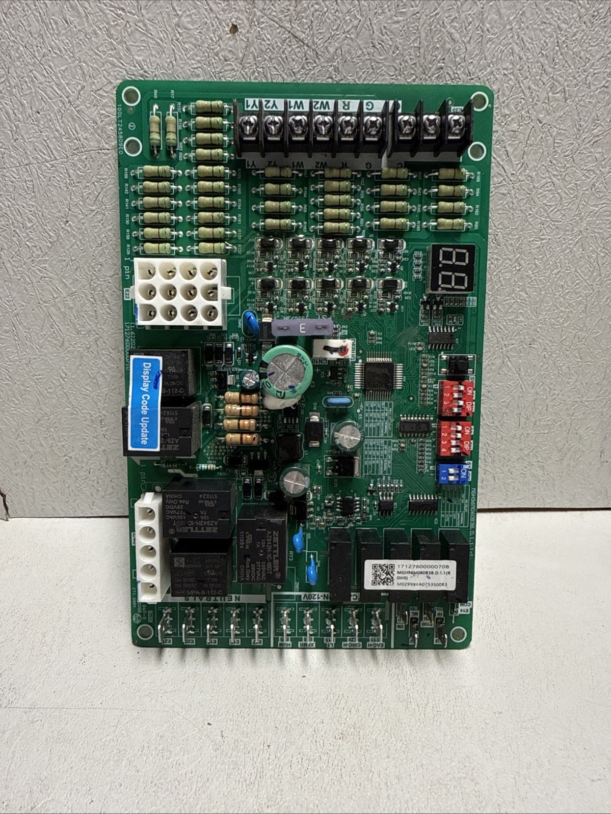 Bosch 8733968157 Control Board Main Assembly for Bosch HVAC Systems Bosch 8733968157 Control Board Main Assembly for Bosch HVAC Systems