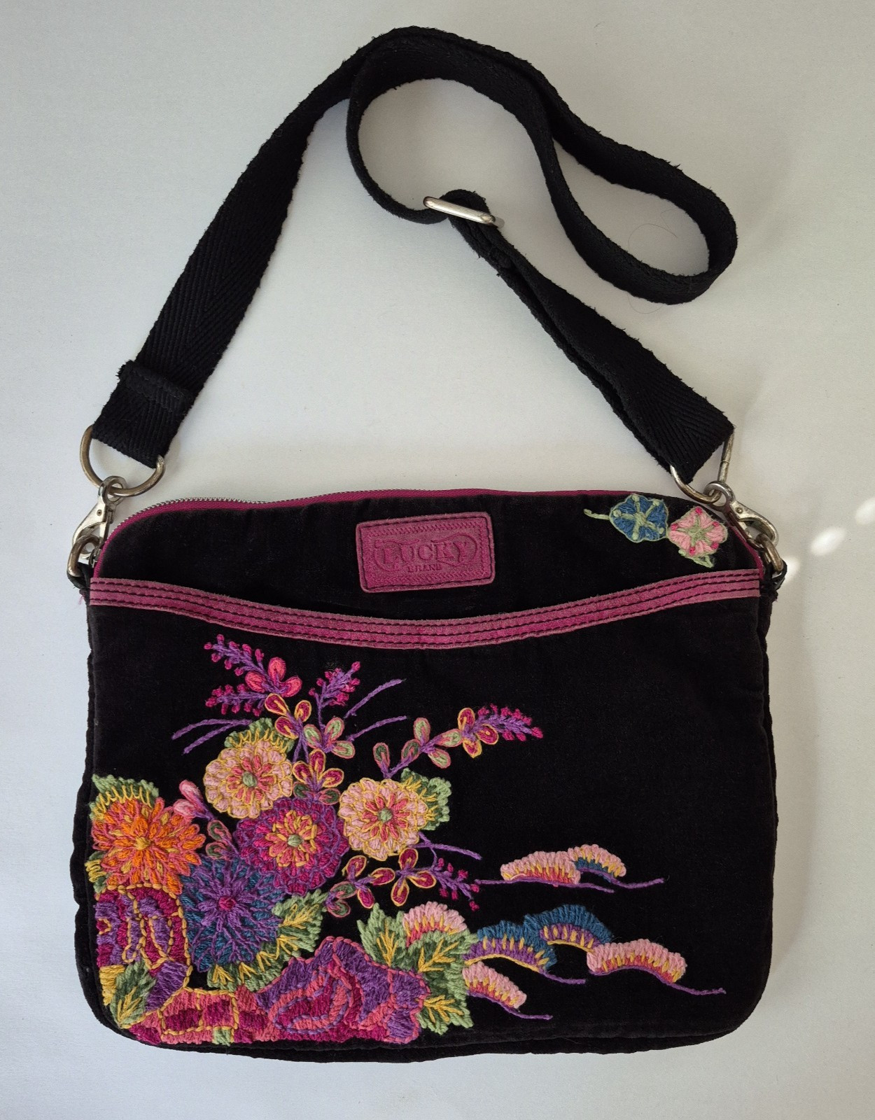 Lucky Brand Y2K Boho Whimsigoth Black Vevet Floral Embroidered Crossbody Purse Lucky Brand Y2K Boho Whimsigoth Black Vevet Floral Embroidered Crossbody Purse
