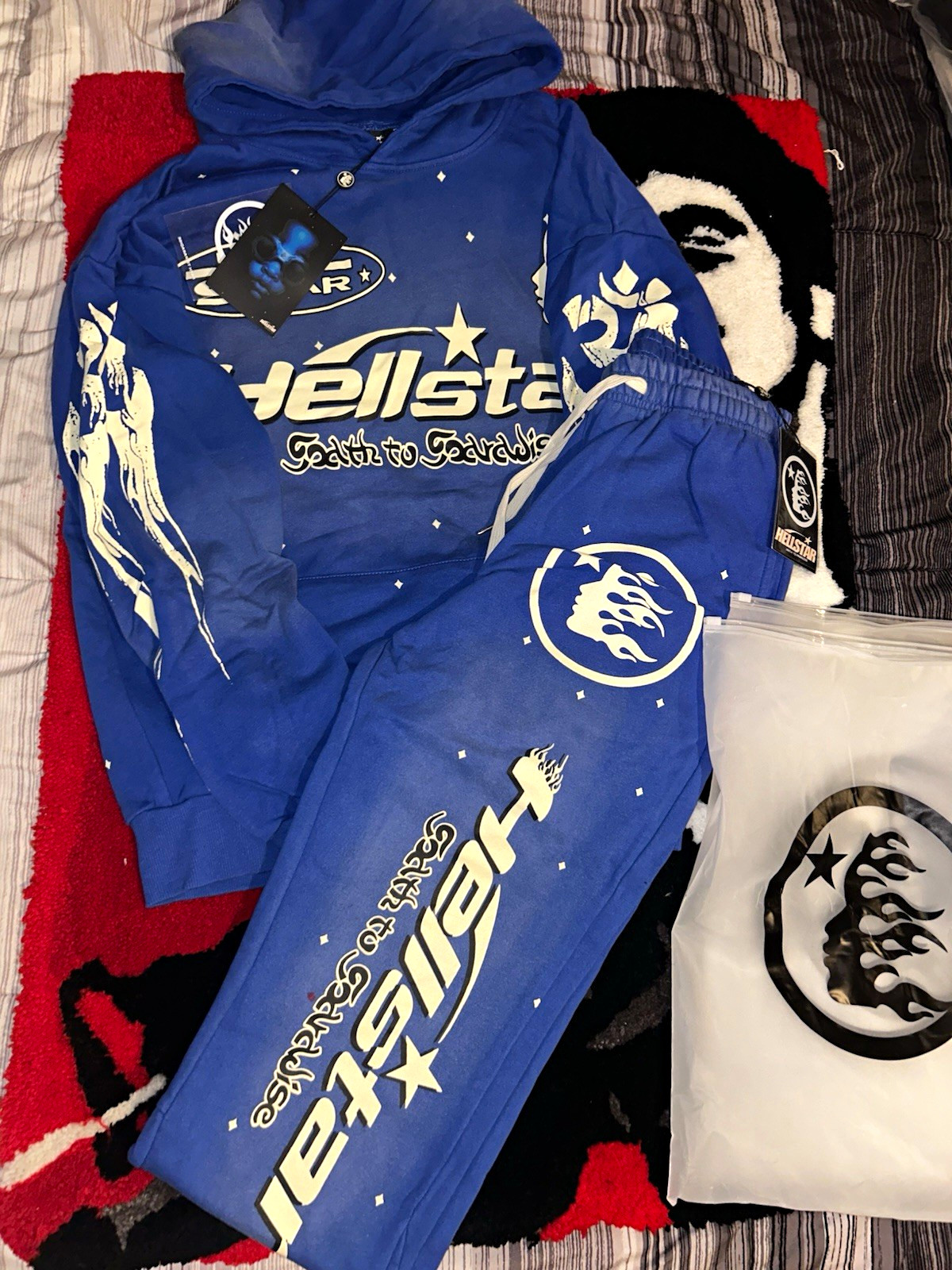 Hellstar Men\'s Blue 2-Piece Tracksuit Hoodie & Pants Graphic Logo Size L Hellstar Men\'s Blue 2-Piece Tracksuit Hoodie & Pants Graphic Logo Size L