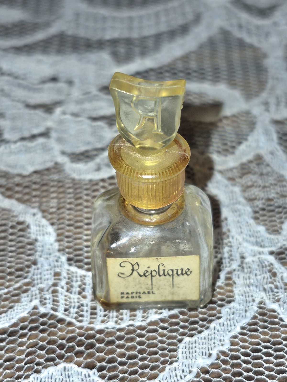 Raphael Paris REPLIQUE Vintage Perfume Bottle Made in France empty Raphael Paris REPLIQUE Vintage Perfume Bottle Made in France empty