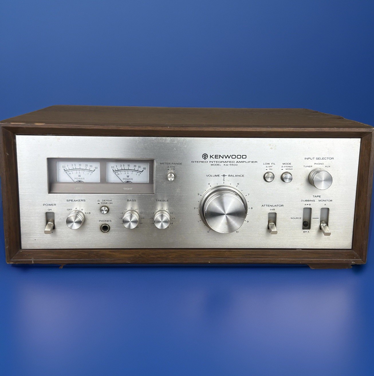 Kenwood KA-5500 Vintage Amplifier TESTED WORKING VU Meters Silver Face Japan Kenwood KA-5500 Vintage Amplifier TESTED WORKING VU Meters Silver Face Japan