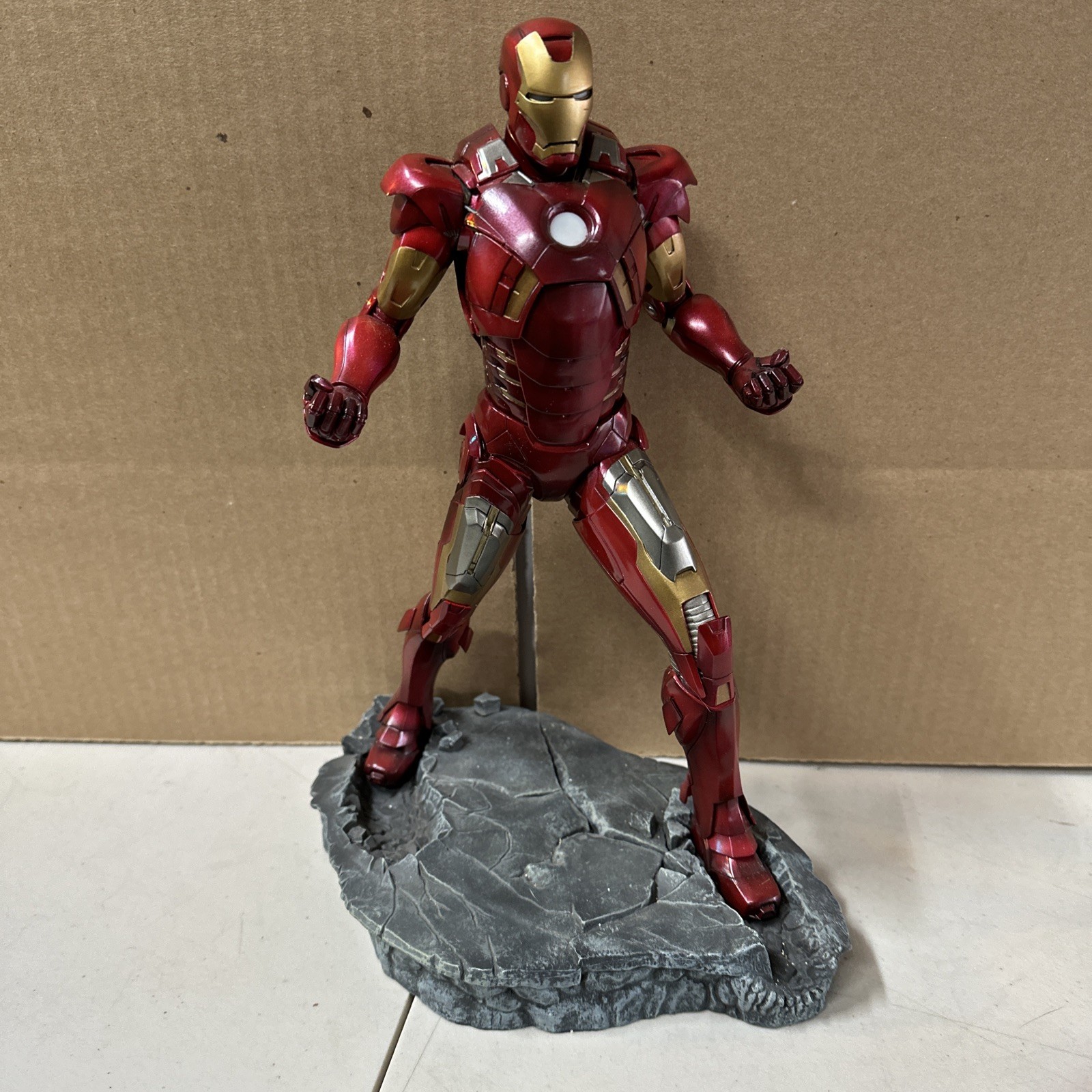 2012 Artfx Kotobukiya Marvel Avengers IRON MAN Mark VII 1:6 New Battery SaW6