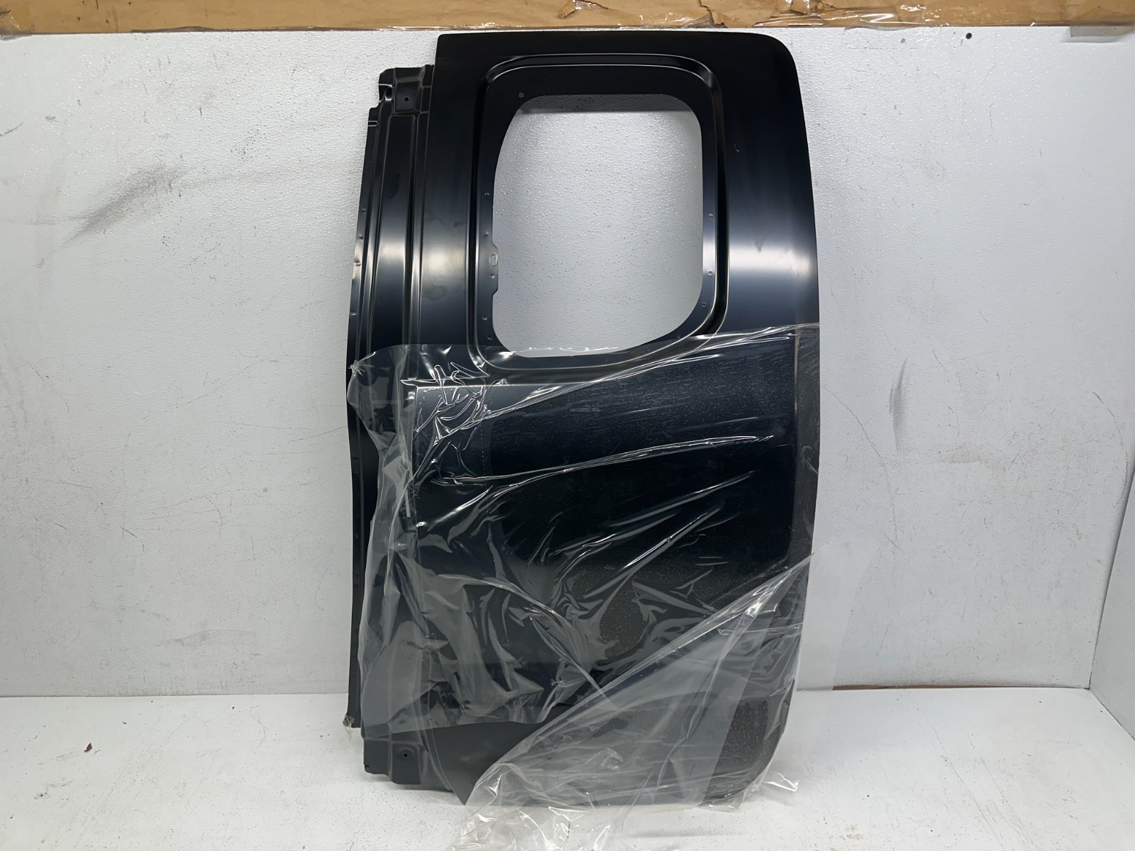New 2022-25 NISSAN FRONTIER KING CAB REAR LEFT EXTERIOR DOOR SHELL UNPAINTED OEM New 2022-25 NISSAN FRONTIER KING CAB REAR LEFT EXTERIOR DOOR SHELL UNPAINTED OEM