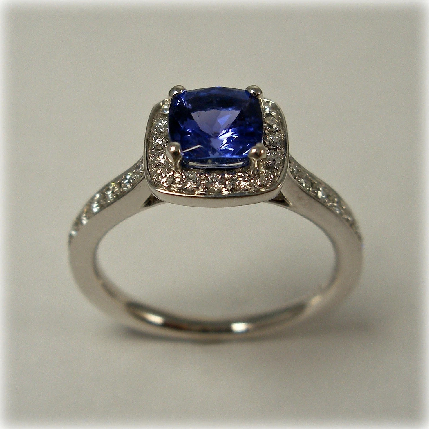 1.42 Ct Cushion Cut Natural Sapphire Diamond Engagement Ring 925 Sterling Silver
