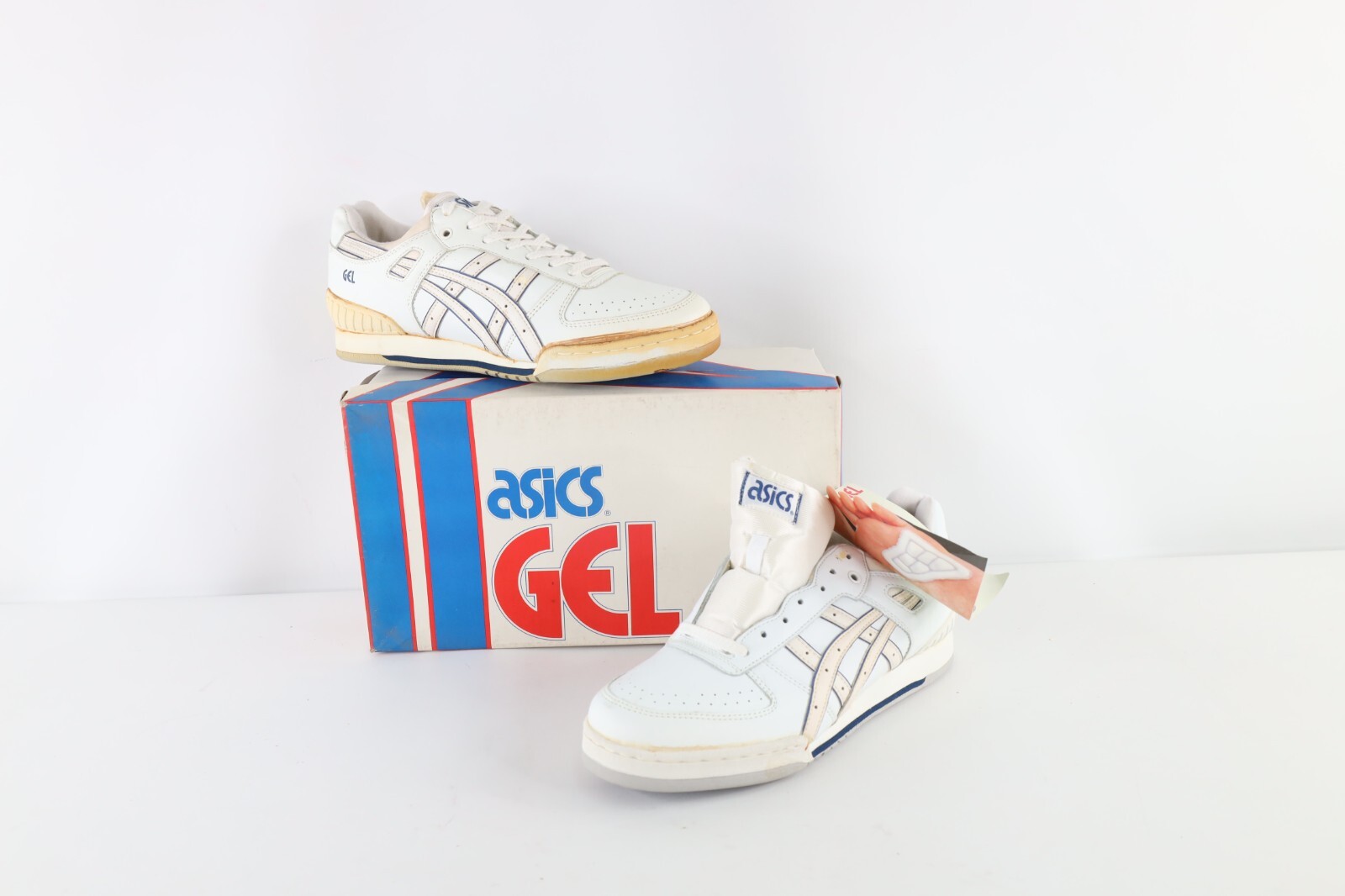 NOS Vtg 90s Asics Mens 10.5 Spell Out Intensity Gel Sneakers Shoes White AS IS