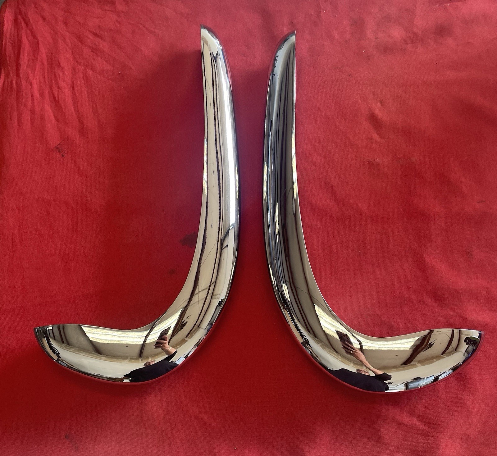 1949 - 50 Pontiac Bumper Wings, Original Triple Chrome .￼