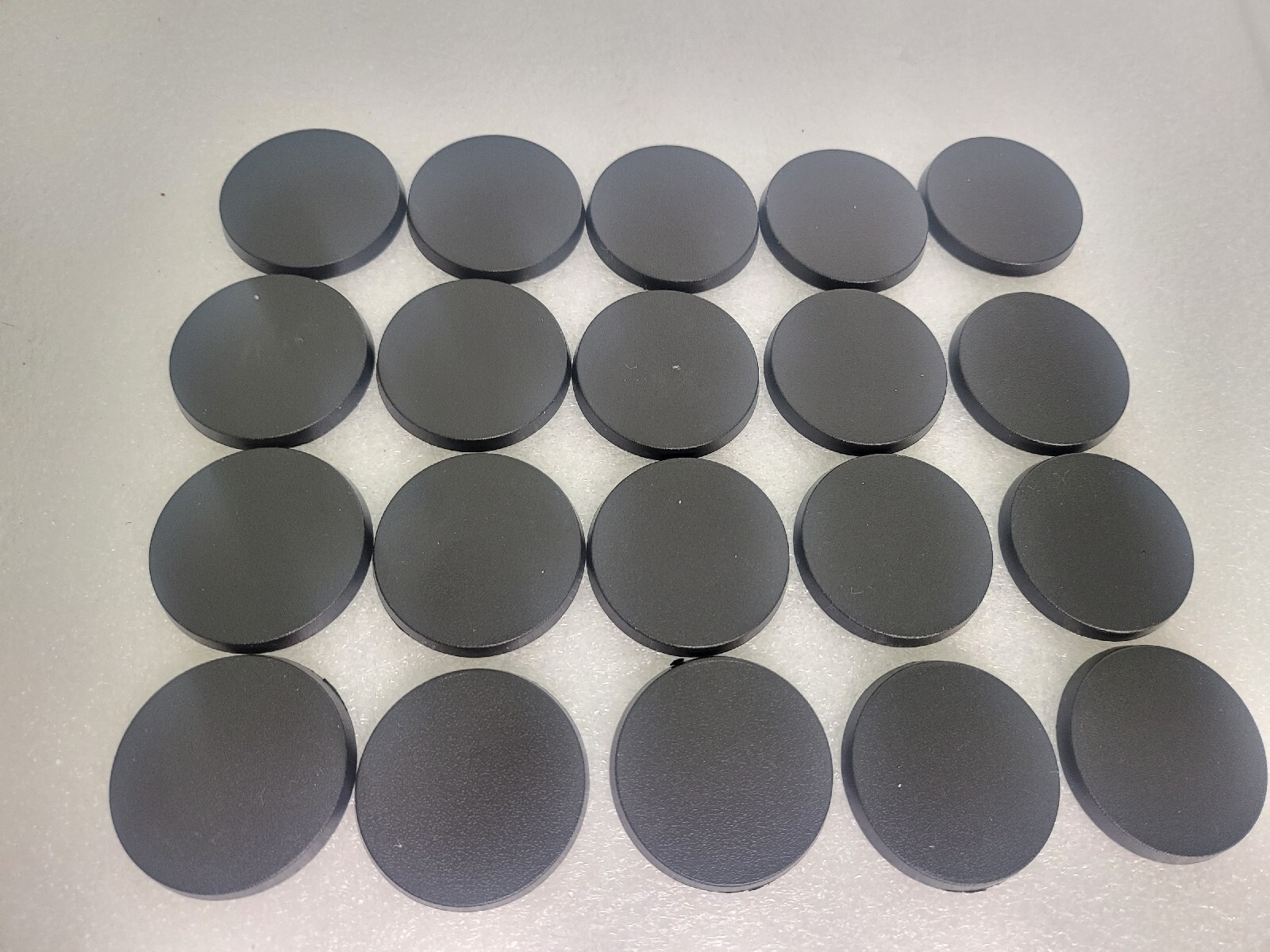 Lot Of 20 - 40mm Round Bases For Warhammer 40k & AoS Bitz Heavy Gear Lot Of 20 - 40mm Round Bases For Warhammer 40k & AoS Bitz Heavy Gear