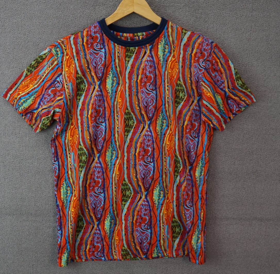 Coogi Sunset Classic All-Over Crew Neck Tee Men\'s Size Large NWT Coogi Sunset Classic All-Over Crew Neck Tee Men\'s Size Large NWT