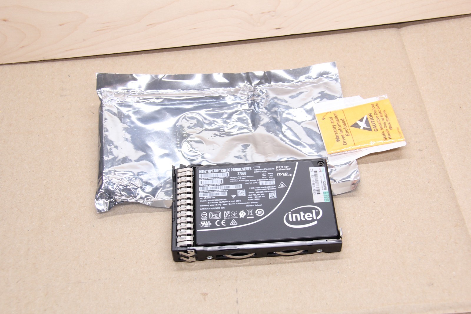 375GB Intel Optane SSD DC P4800X Series SSDPE21K375GA 2.5\ 375GB Intel Optane SSD DC P4800X Series SSDPE21K375GA 2.5\