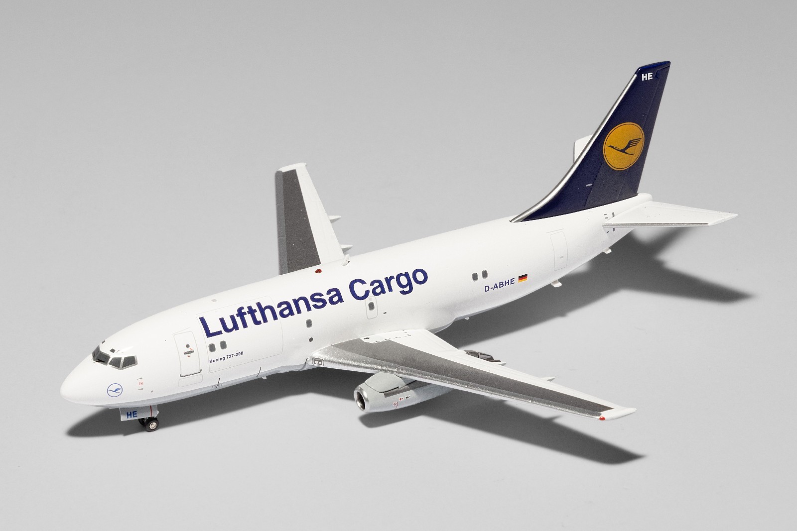 JFox 1:200 LUFTHANSA CARGO 737-200 D-ABHE - JF-737-2-014 - BRAND NEW/LOW PRICE JFox 1:200 LUFTHANSA CARGO 737-200 D-ABHE - JF-737-2-014 - BRAND NEW/LOW PRICE
