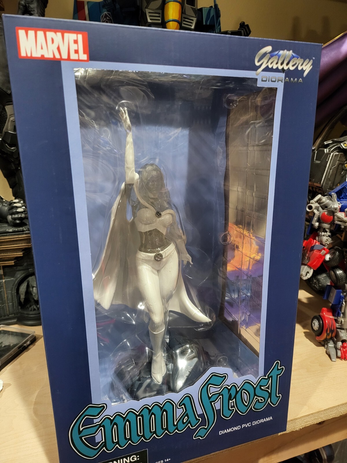 Diamond Select Marvel Gallery X-Men Emma Frost Statue ***IN-STOCK*** Diamond Select Marvel Gallery X-Men Emma Frost Statue ***IN-STOCK***