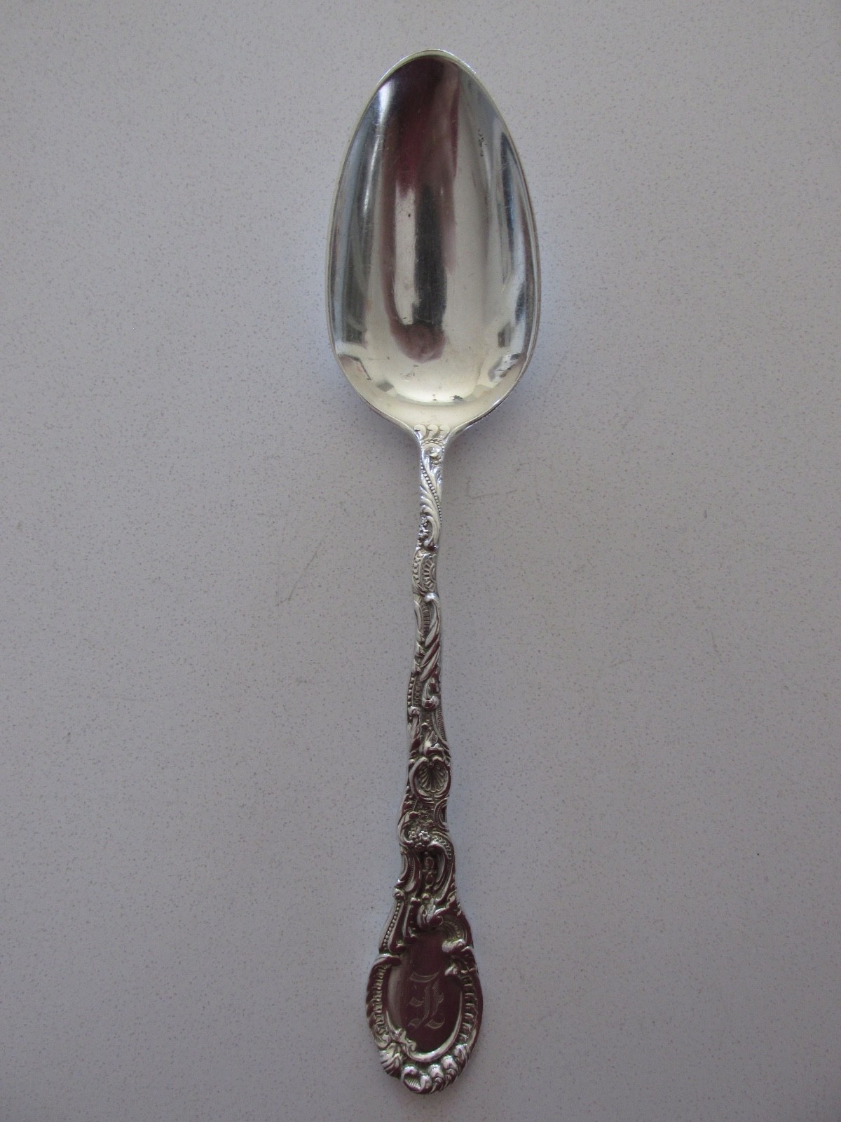 Vintage Wm. B Durgin Co. Sterling Silver Medium Serving Spoon (8.25\ Vintage Wm. B Durgin Co. Sterling Silver Medium Serving Spoon (8.25\
