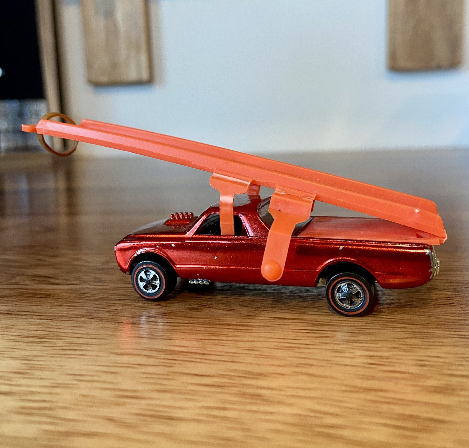 Vintage Hot Wheels Redline 1970 BLAZING RED Sky Show Fleetside - All Original Vintage Hot Wheels Redline 1970 BLAZING RED Sky Show Fleetside - All Original