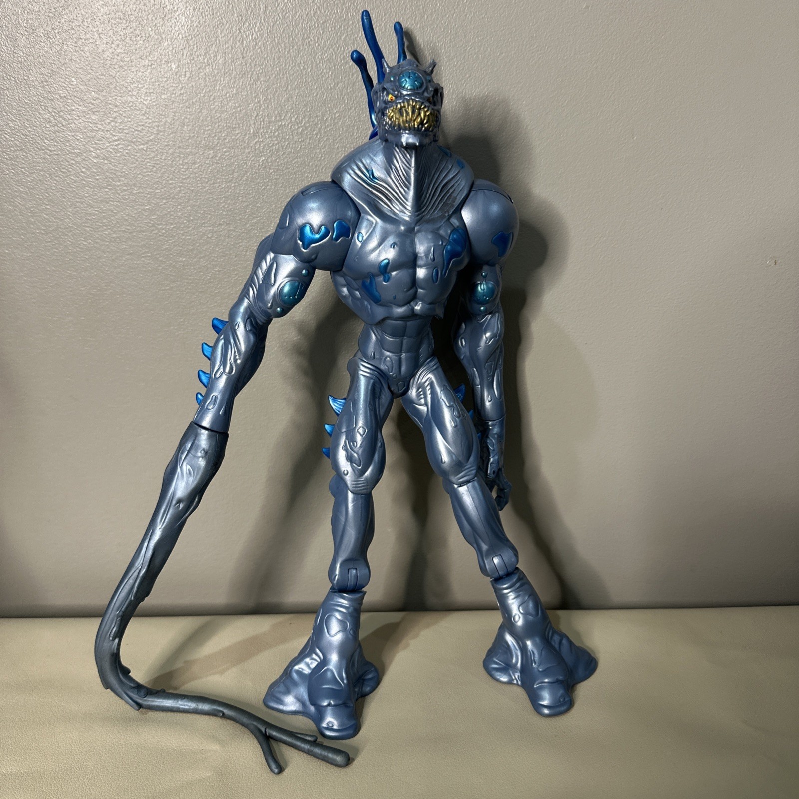 Vtg MAX STEEL ELEMENTOR HYDRO SPEAR ACTION FIGURE MATTEL 04 RARE EXCELLENT COND.