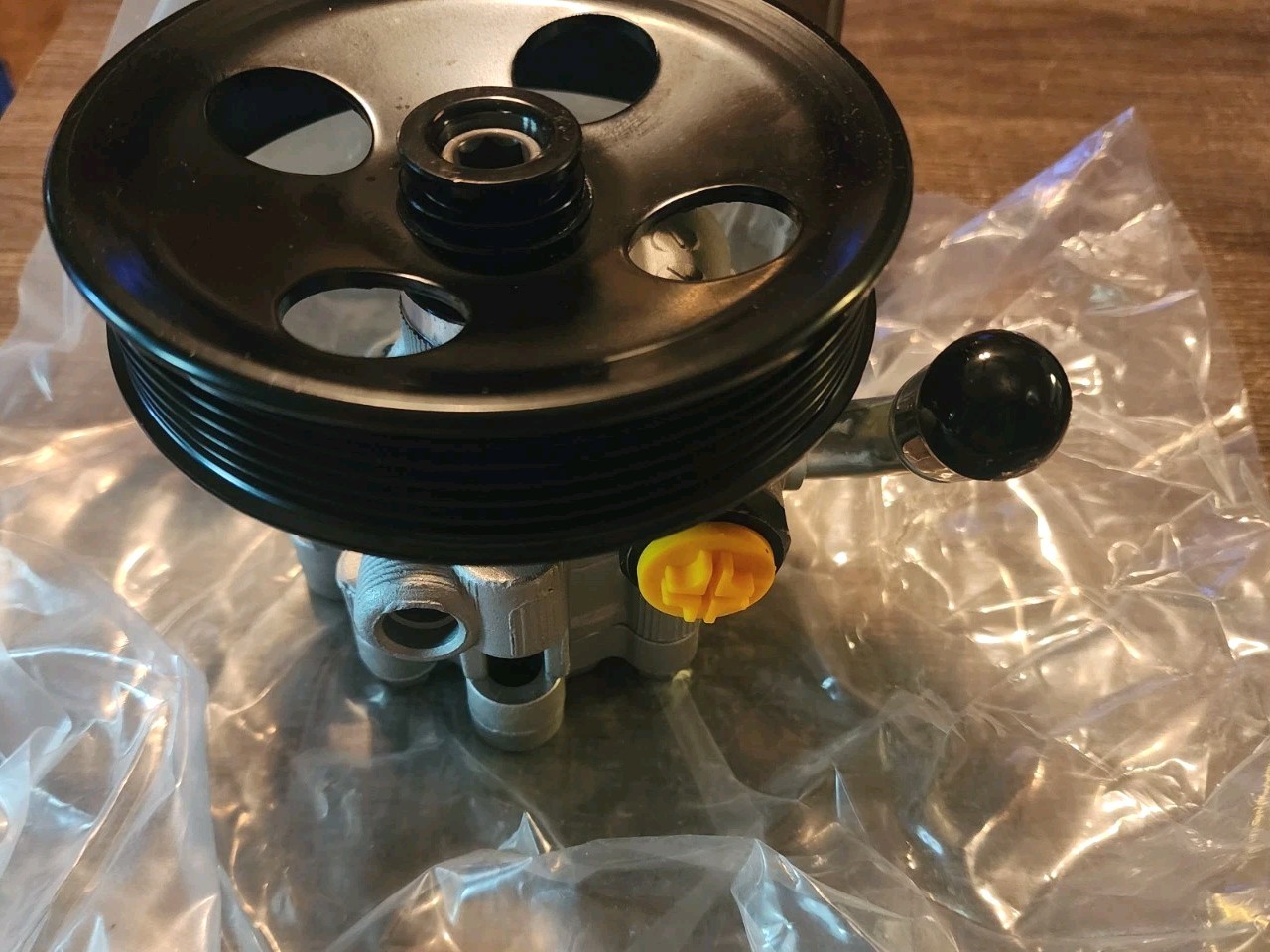21-5439 Power Steering Pump with Pulley for Chrysler 300 Dodge Charger 2005-2010