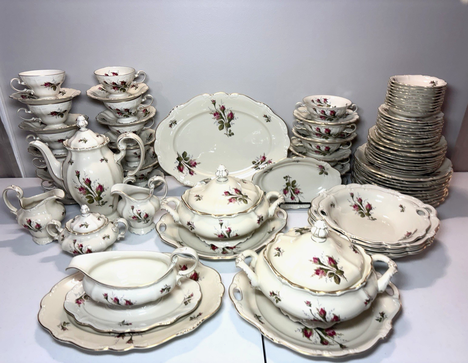 89pcs Rosenthal Selb Bavaria Pompadour Moss Rose 10 Place China Set Germany NOS