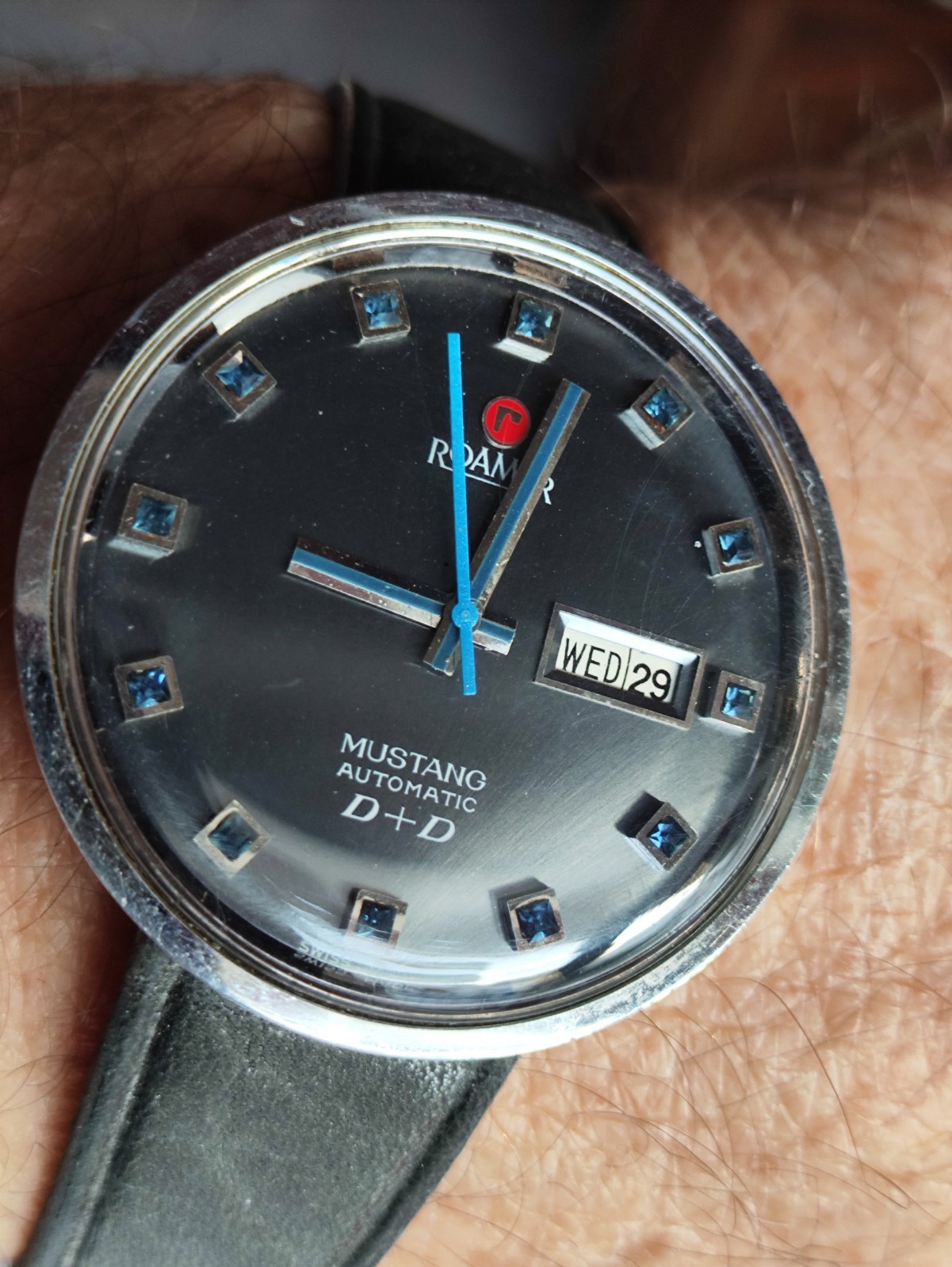 RARE VINTAGE ROAMER MUSTANG AUTOMATIC SWISS MENS DAY&DATE WATCH _4091