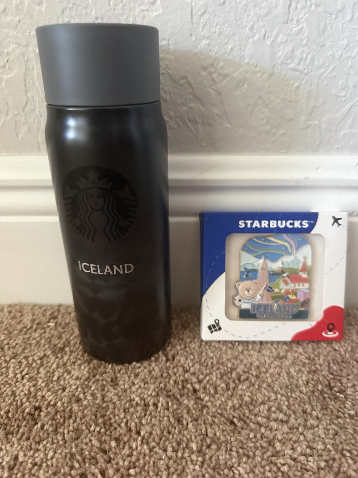 Starbucks Reykjavik, Iceland Hot/cold Bottle 16oz New With Tags With Bonus Starbucks Reykjavik, Iceland Hot/cold Bottle 16oz New With Tags With Bonus
