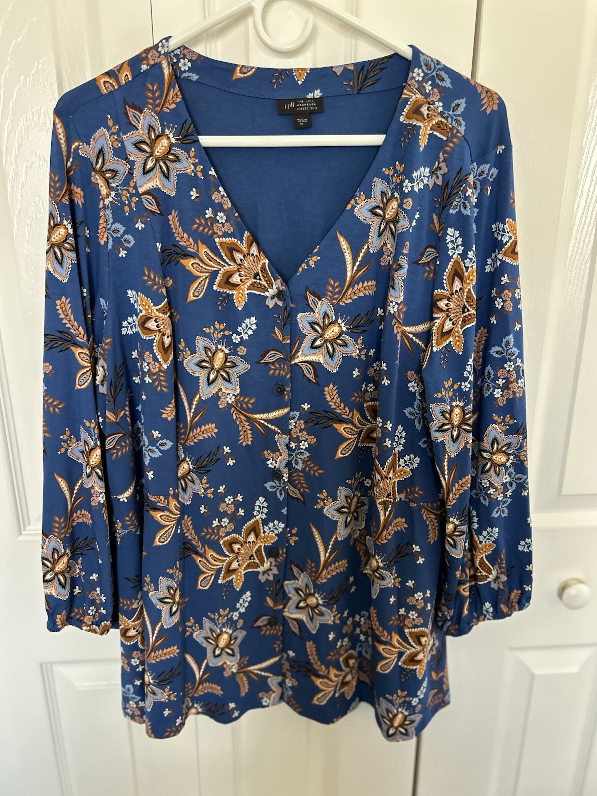 J Jill Wearever Collection Blue Floral Tunic Top Size XL Button Front J Jill Wearever Collection Blue Floral Tunic Top Size XL Button Front