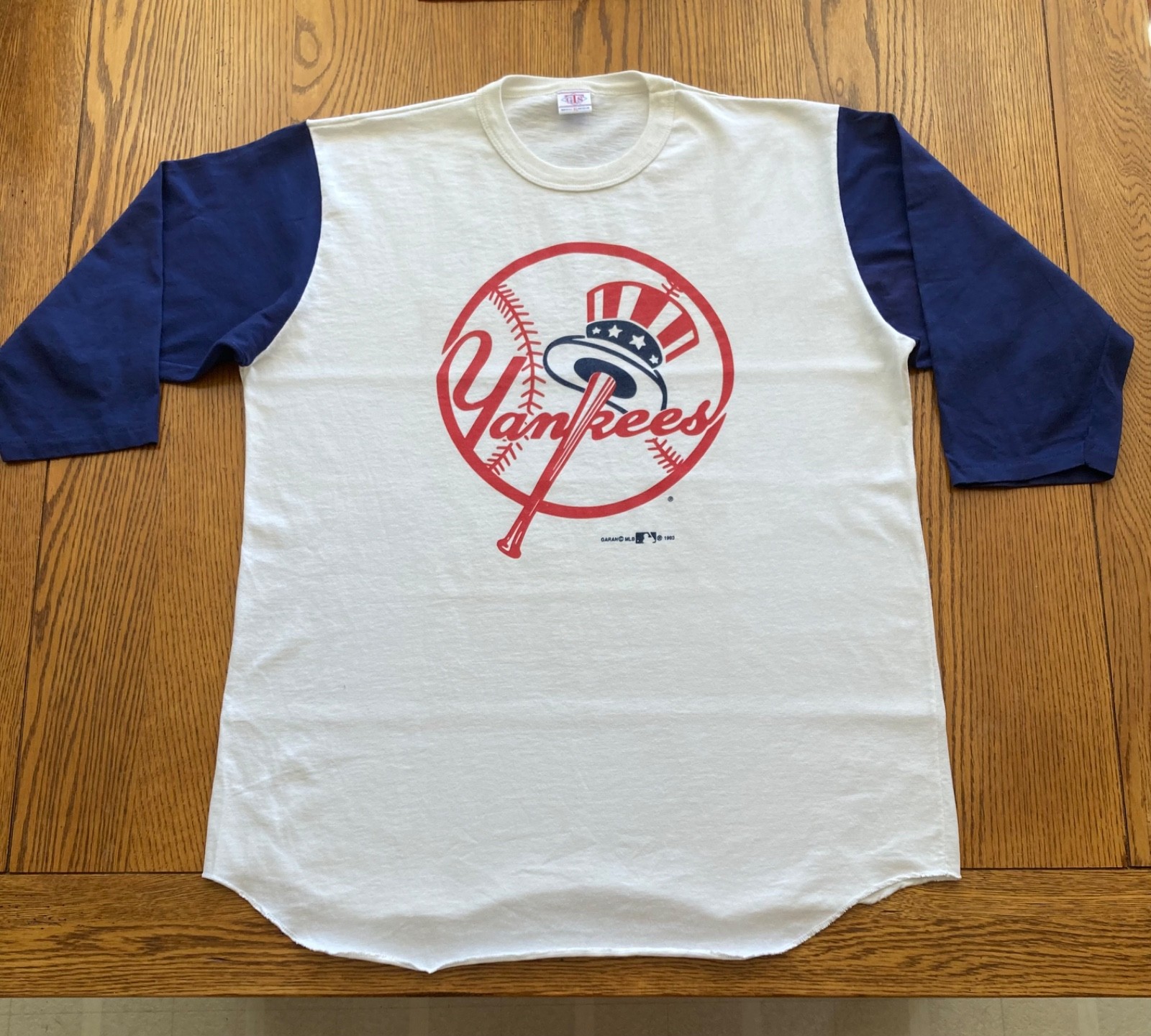 Vintage 1993 NY Yankees Raglan Baseball Shirt XL Garan Deadstock Unworn NOS USA