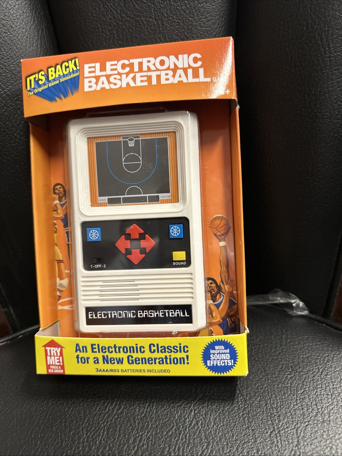Mattel / Basic Fun Electronic Basketball Game - 2014- New Sealed Nice