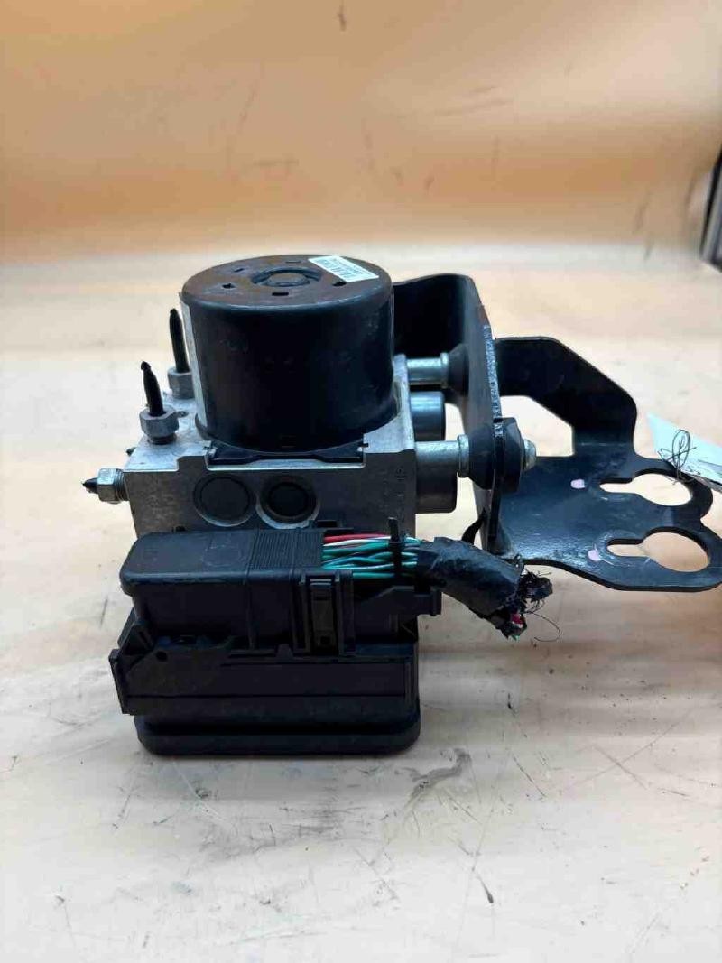 2014-2020 Dodge Journey Anti-Lock Brake ABS Pump Assembly