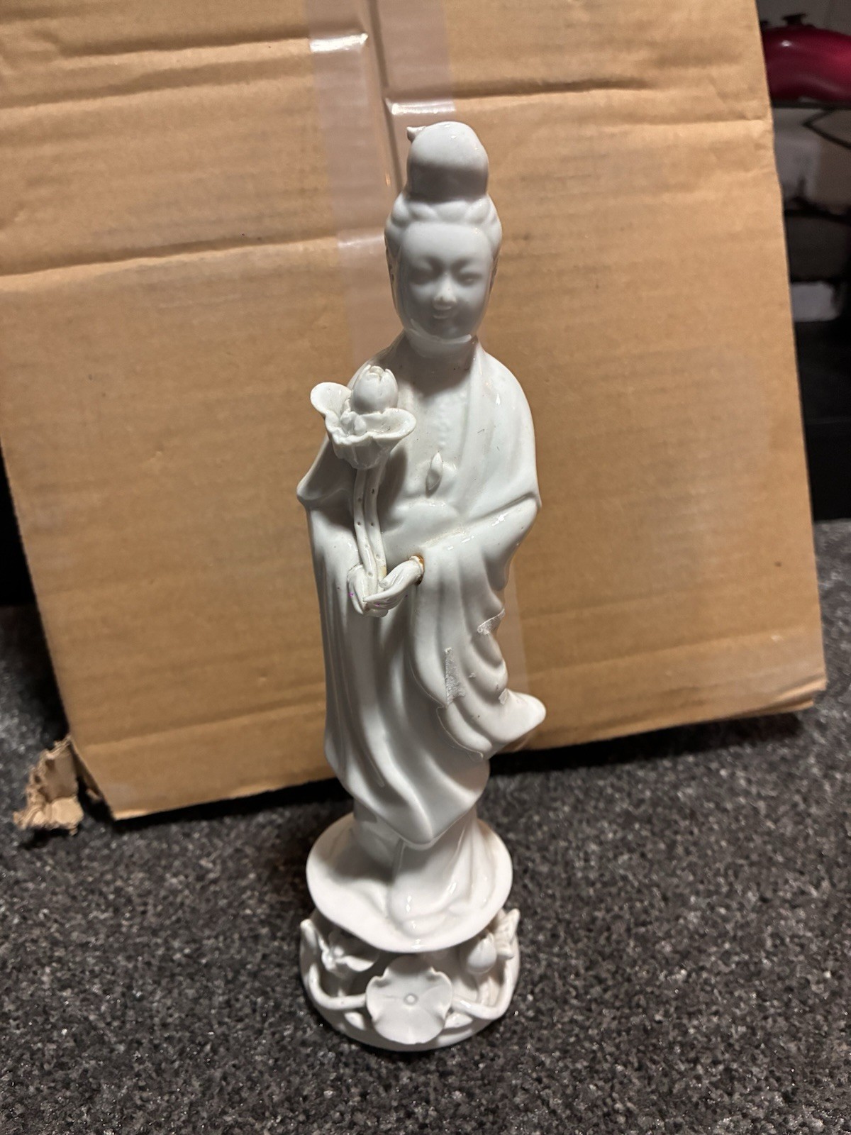 Chinese Blanc de Chine Style Porcelain Guanyin Lotus Figure 25cm White
