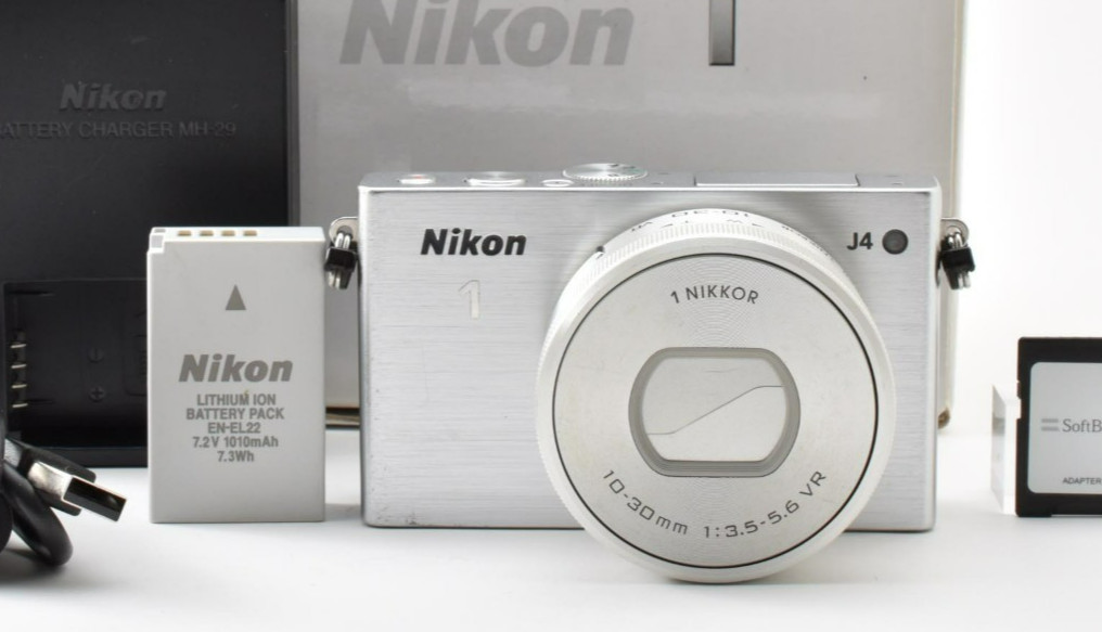 Near MINT in Box Nikon 1 J4 Digital Camera Silver Kit w/ 10-30mm Lens From Japan
