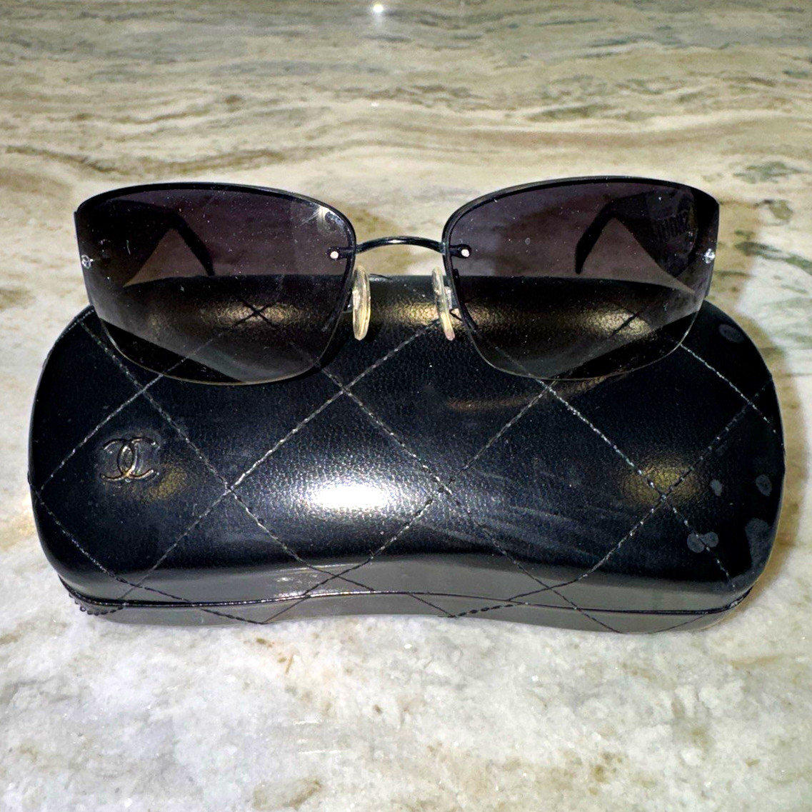 Authentic CHANEL 4117-B Crystal CC Rimless Sunglasses Black Y2K Vintage Case