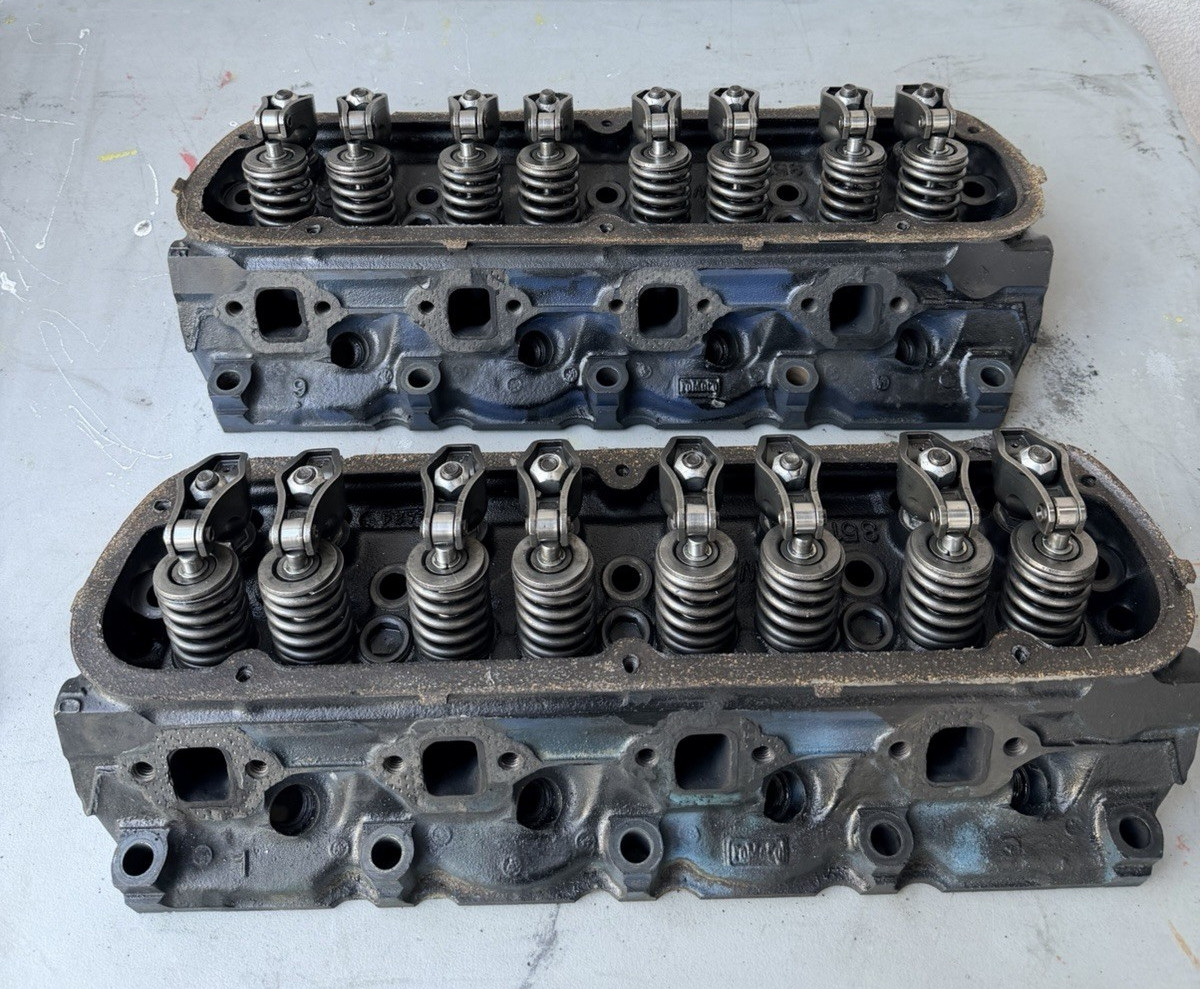Early 1969 Ford Fairlane 351W Cylinder Head Pair W Comp Cams 1.6 Roller Rockers