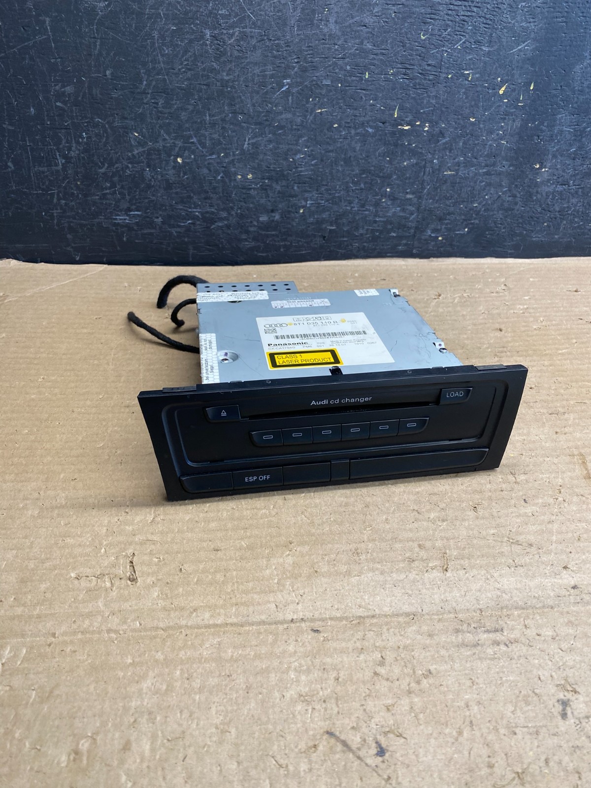 2008-2011 Audi S4 S5 A4 A5 AM FM Radio Receiver 6 Disc CD MP3 Player  AH3881 DG